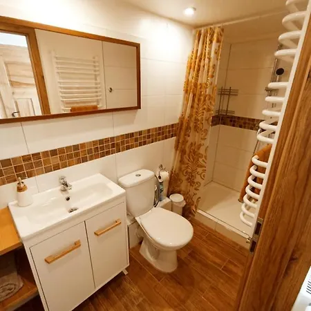 Dom Na Przedgorzu-Apartamenty Z Widokiem Na Gory Swieradow-Zdroj Exterior photo