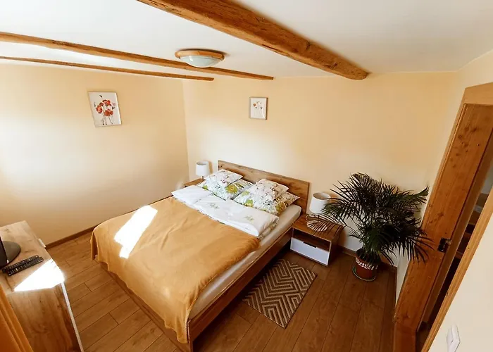 Dom Na Przedgorzu-Apartamenty Z Widokiem Na Gory