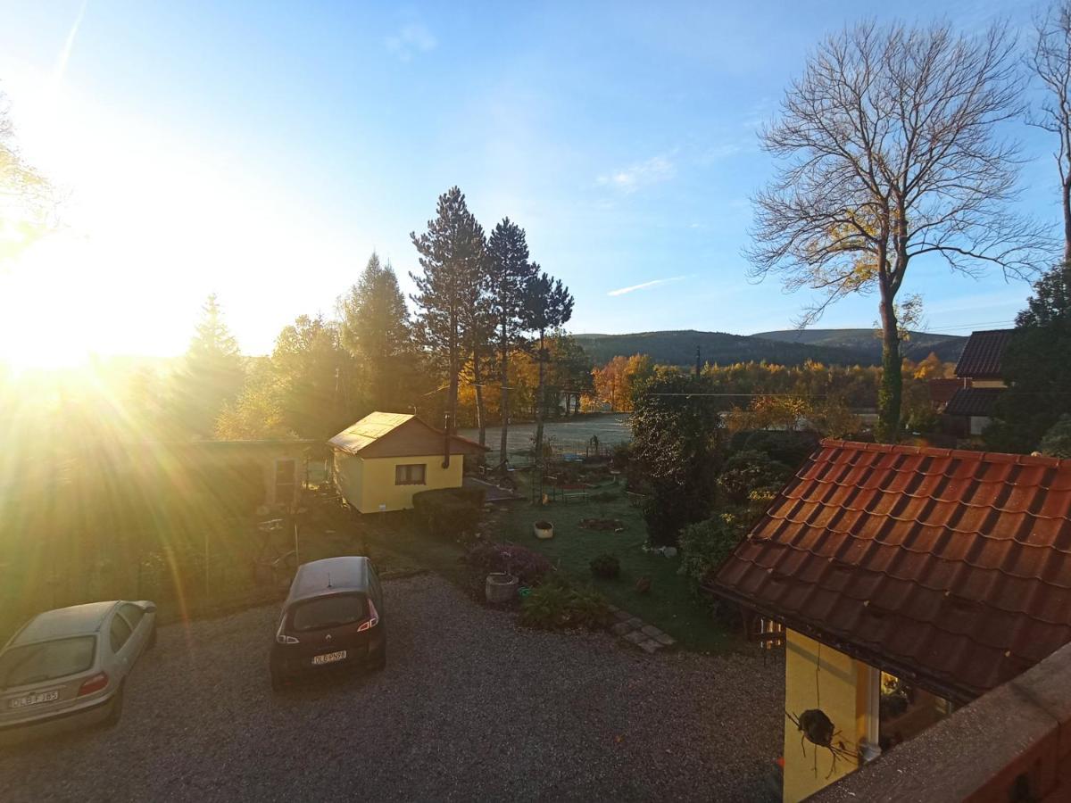 Dom Na Przedgorzu-apartamenty Z Widokiem Na Gory * Swieradow-Zdroj
